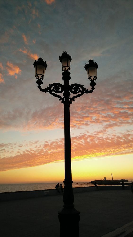 Sunset in La Caleta beach (Cádiz, Spain)