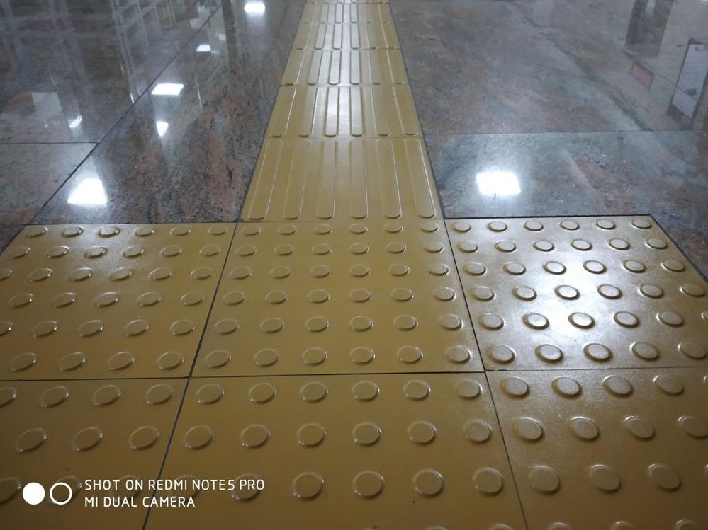 Dots and Dashes in specific floor panels