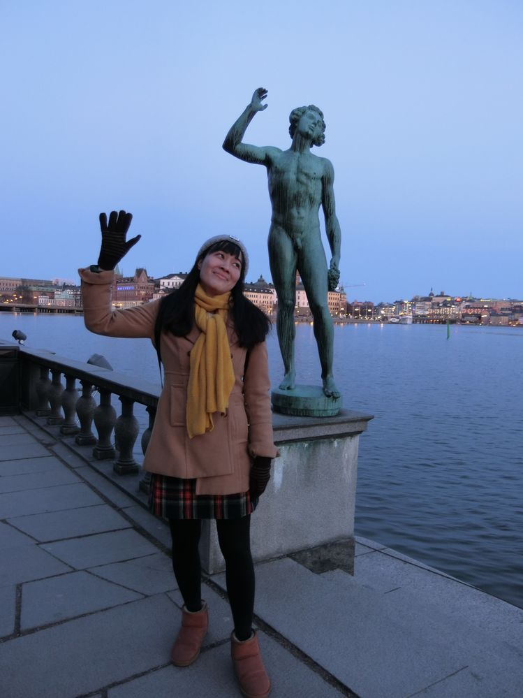 Imitate the statue in Stockholm, Sweden.