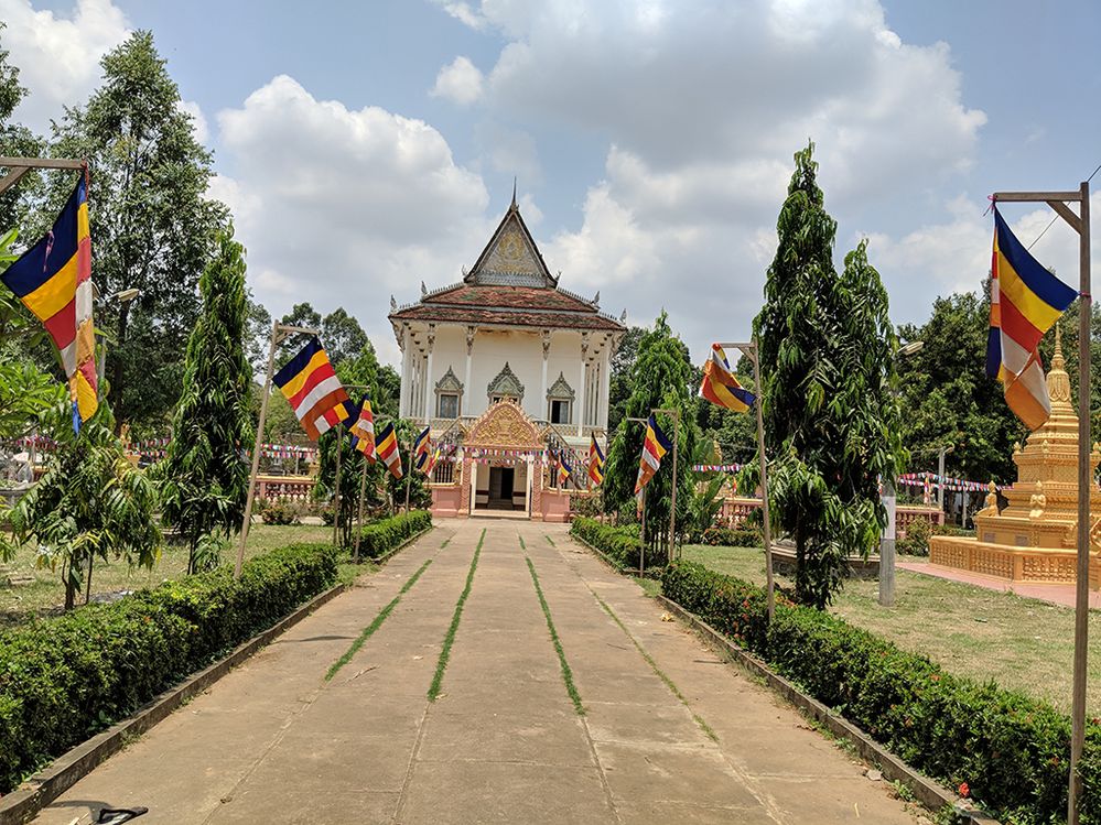 Main pagoda, Wat Chher Teal