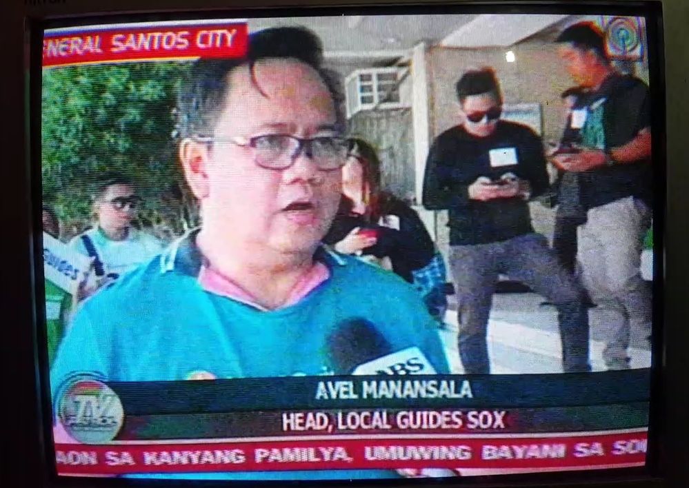 Me being interviewed on ABS-CBN TV about our "Great Gensan PhotoWalk"