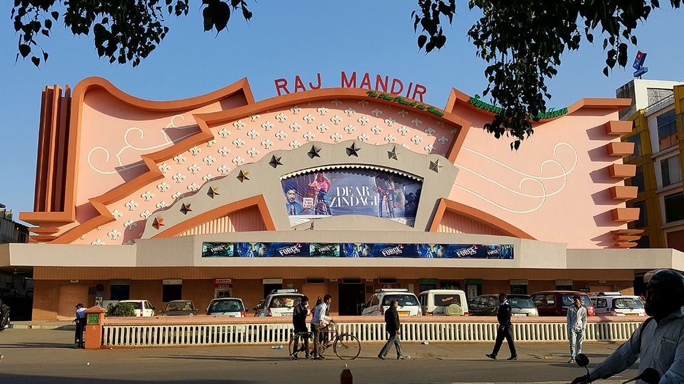 Photo of Raj Mandir Cinema in Jaipur, India. (Local Guide Vianney l)