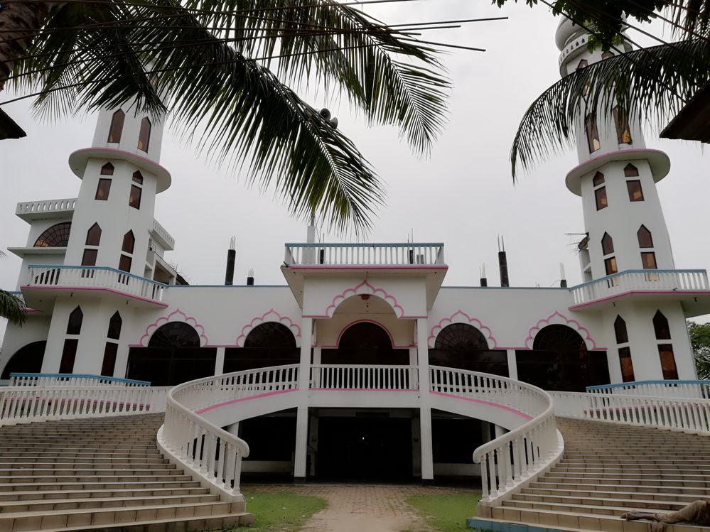 Rangpur bus terminal Mosque front view