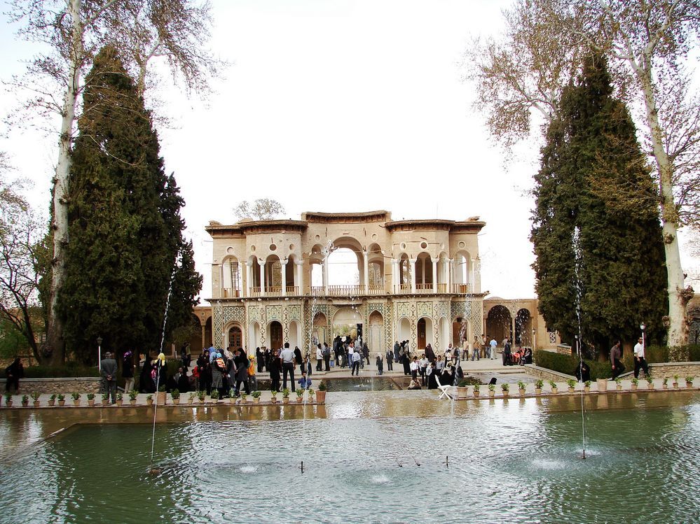 Shazdeh Mahan Garden