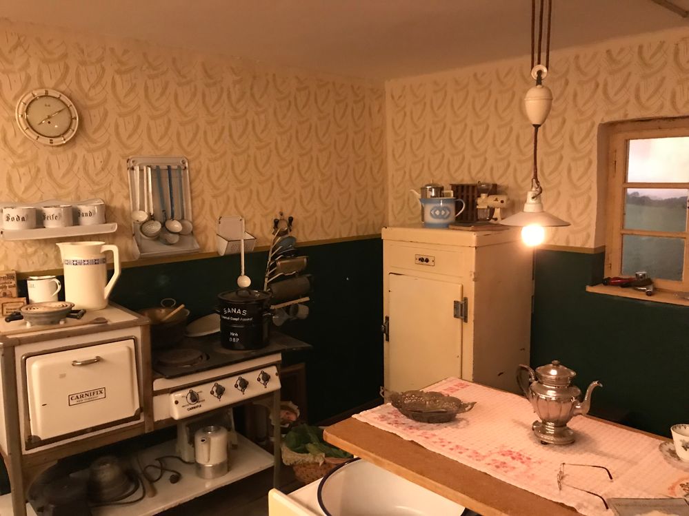 Kitchen in around 1920, when electricity came