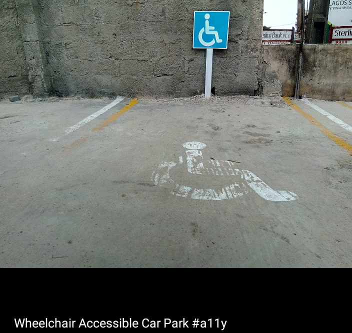 A photo showing a wheelchair accessible car park in mall
