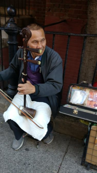 Erhu Street Player at Jackson Street