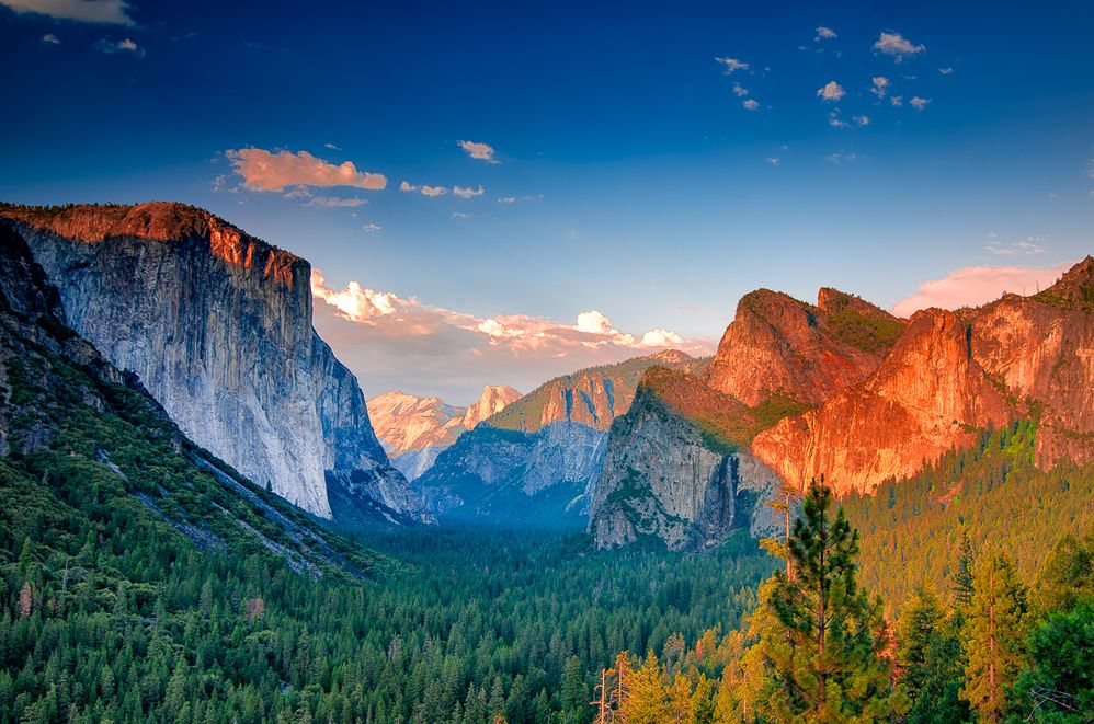 Caption: A photo of Yosemite National Park in California. (Local Guide Dave Holden)
