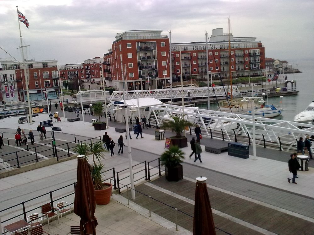 Portsmouth harbour promenade offer shopping, waterfront cafes and eateries.