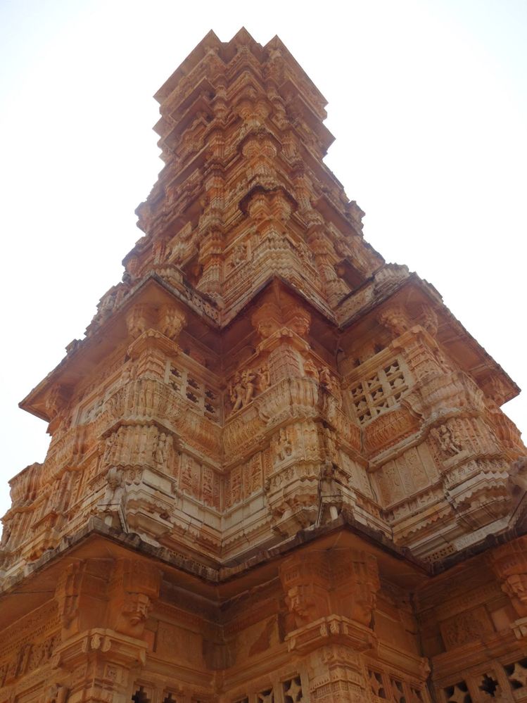 Upper portion of Kirti Stambha.