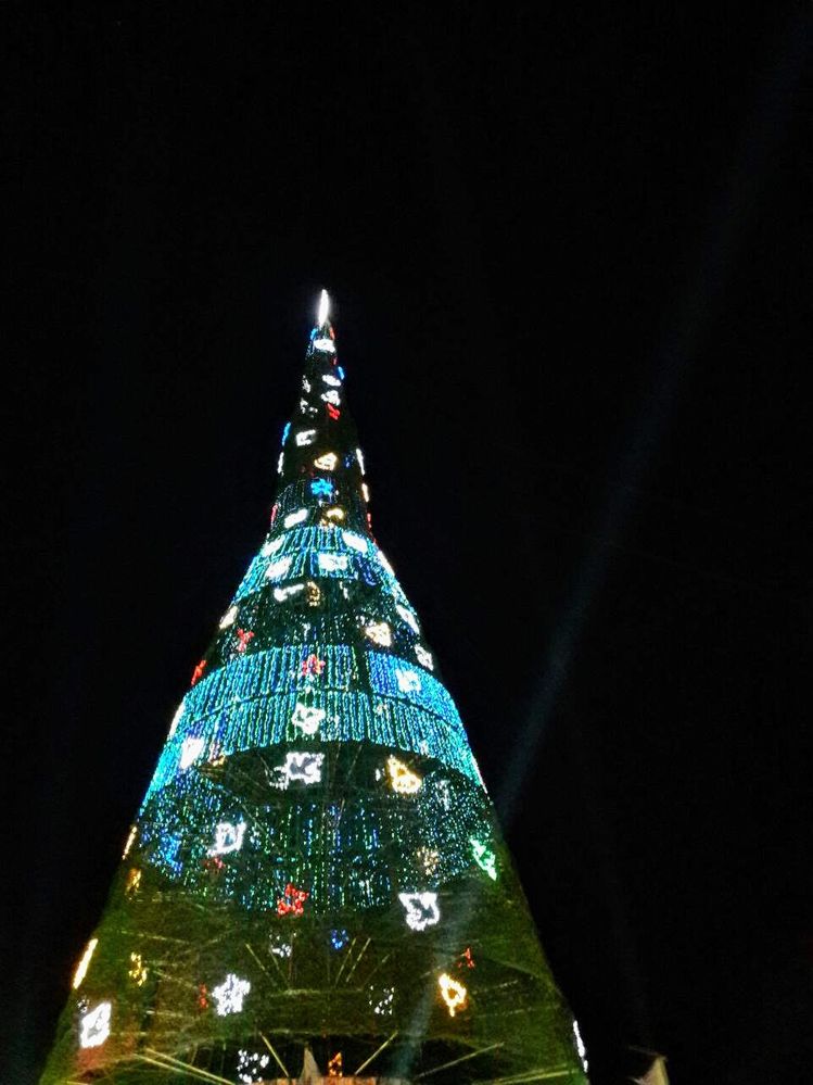 The world's tallest artificial Christmas tree