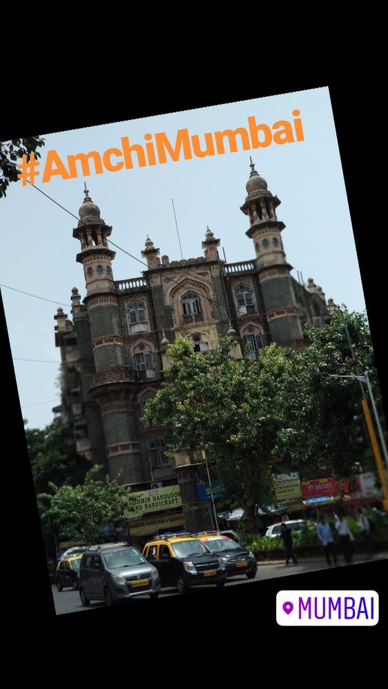Mumbai Have many unnamed places which are not less than a palace but used as government offices.