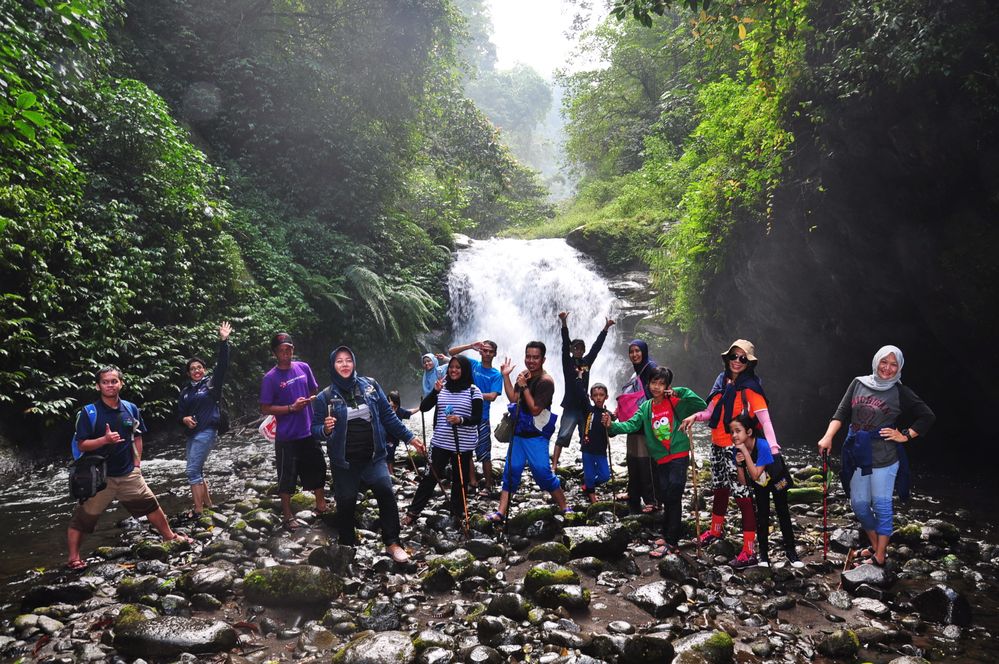 Batu Local Guides - Trekking With Love (36).jpg