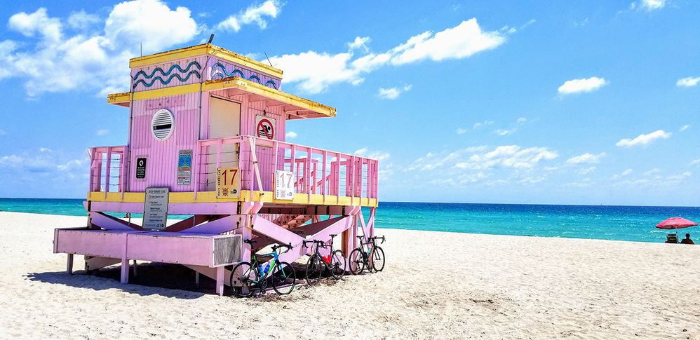 Caption: A photo of a lifeguard stand on the beach in Haulover Park, Florida, USA. (Local Guide Daniel Silveria)