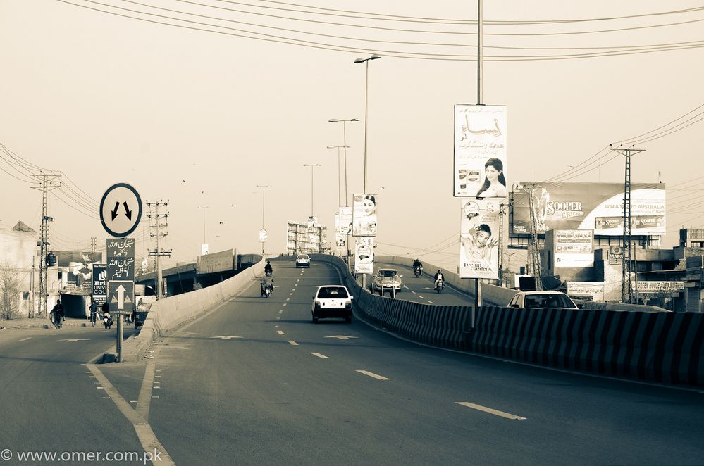 A busy road, called 'Khanewal Road' that passes through the center and connects the major parts of the city
