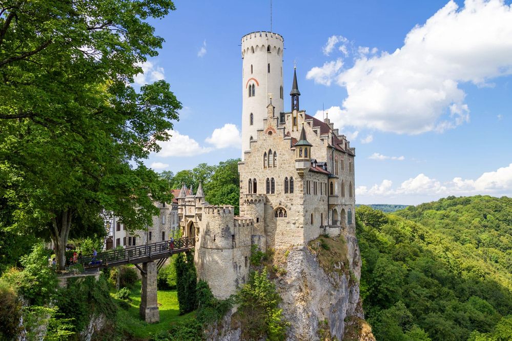 4. Lichtenstein Castle
