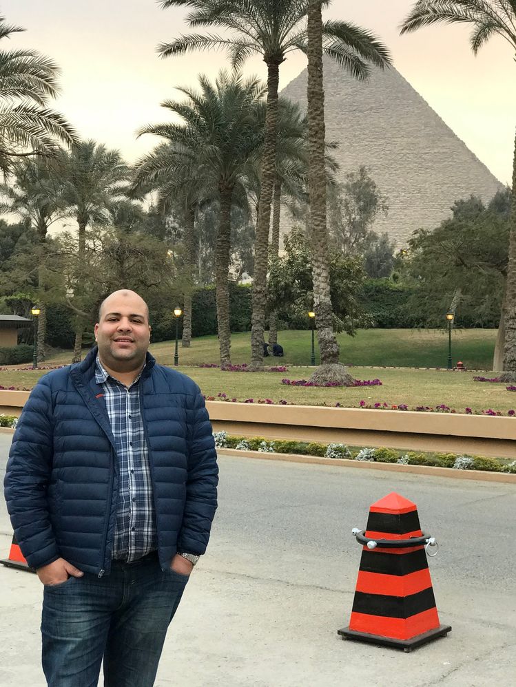 Shady Salama and the big Pyramid in behind scene!