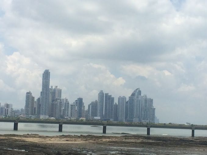Vista de Paitilla desde El Casco Viejo-Panamá