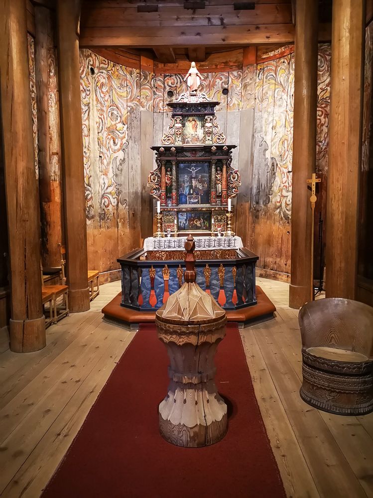 The altar in Heddal Stave church. Photo: Andréas S. Eriksson