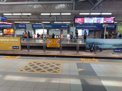 Bus to move to KL Central (about RM.10)
