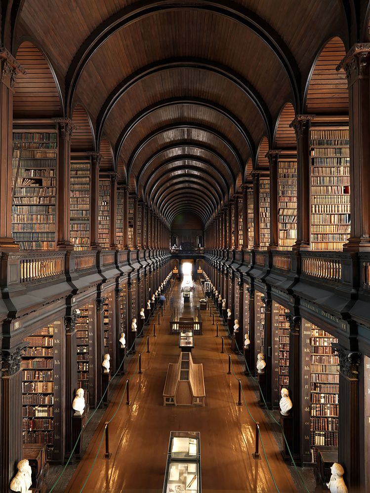 THE LONG ROOM, TRINITY COLLEGE LIBRARY