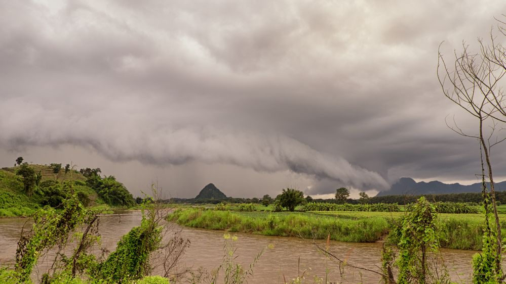 A Storm Cloud Touches Down, Chiang Rai