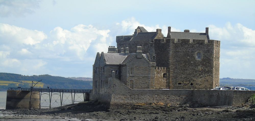 Blacjness Castle site of #Outlander and film Robert the Bruce