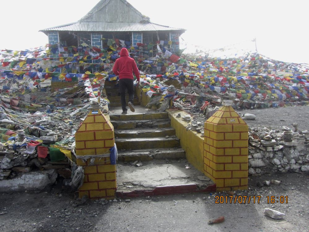 3689 Temple Shrine  Taglang La or Tanglang La