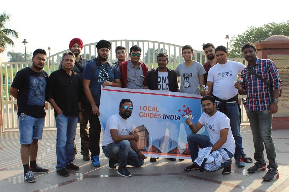 New Delhi Local Guides, the leader of the pack at the Mahatma Gandhi Memorial, Rajghat