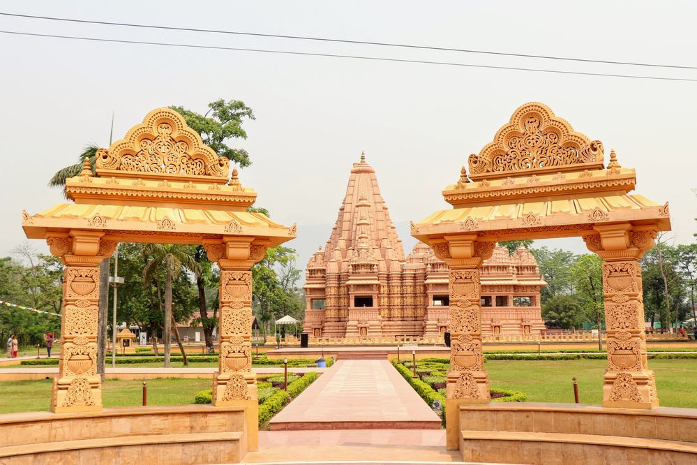 Front view of Shashwat Dham