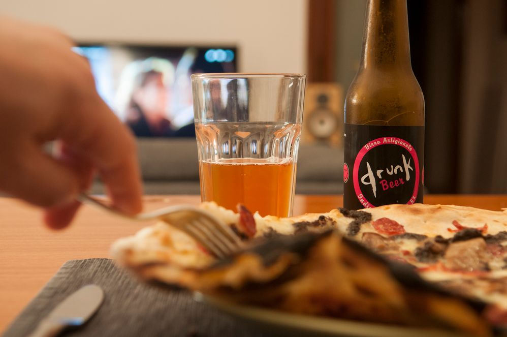 My favourite pizza, my favourite netlix series (at that time, Californication) and a good beer!