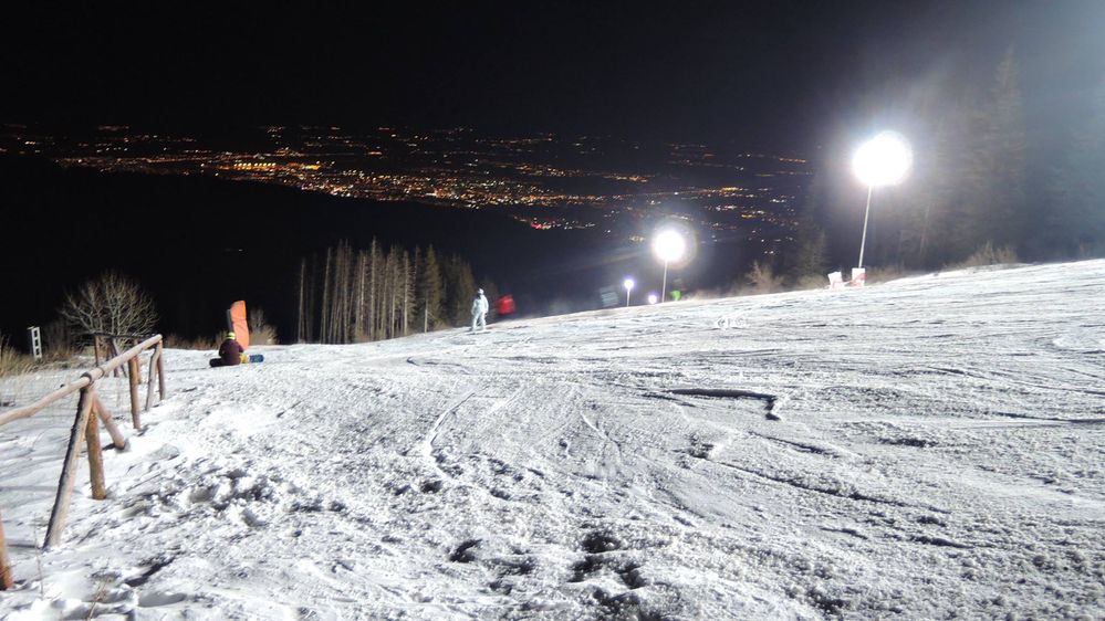 Caption: A photo of Vitoshko lale ski slope on Vitosha mountain, Sofia region, Bulgaria during the night