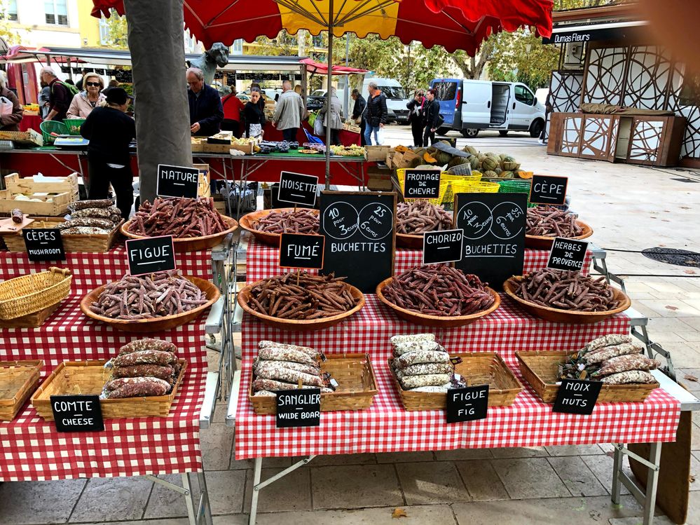 Aix-en-Provence Food Market. Photo by Local Guide 007Decky@