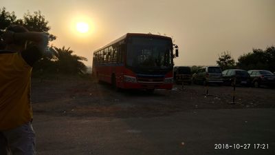 bus to travel via roads from Bhainder Railway station west
