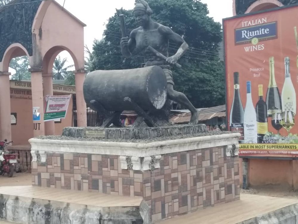 Art statues in front of the Igwe palace Gate