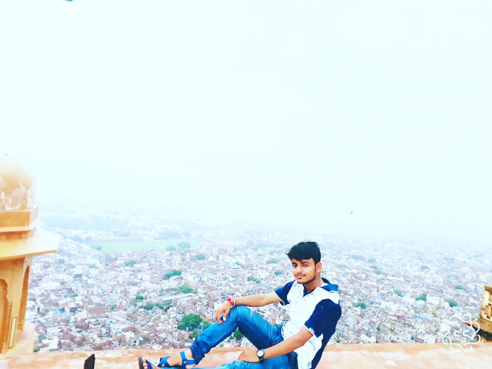 Local guide chandan shrivastav.  When Travling Jaipur rajasthan, 2017