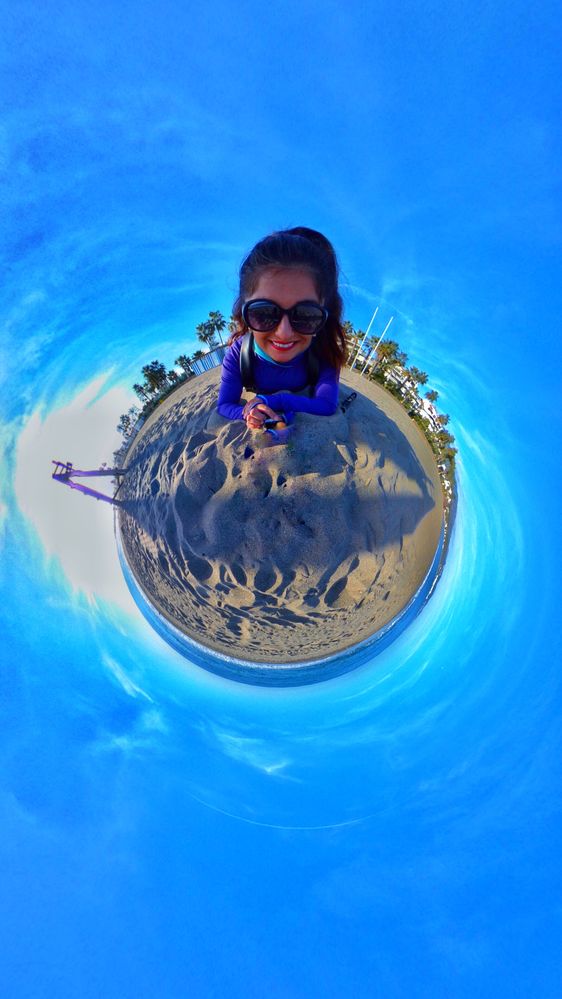 Mini PLanet selfie at Puerto Banus Beach / Marbella