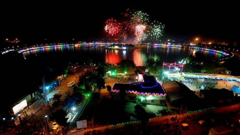 kankaria-carnival-2016-ahmedabad-christmas-festival-1.jpg