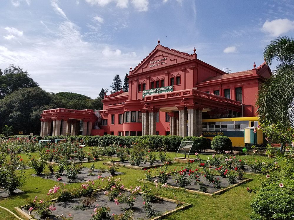 Caption: A photo of the exterior of the Bangalore Museum and garden. (Local Guide Sreekanth Miryala)