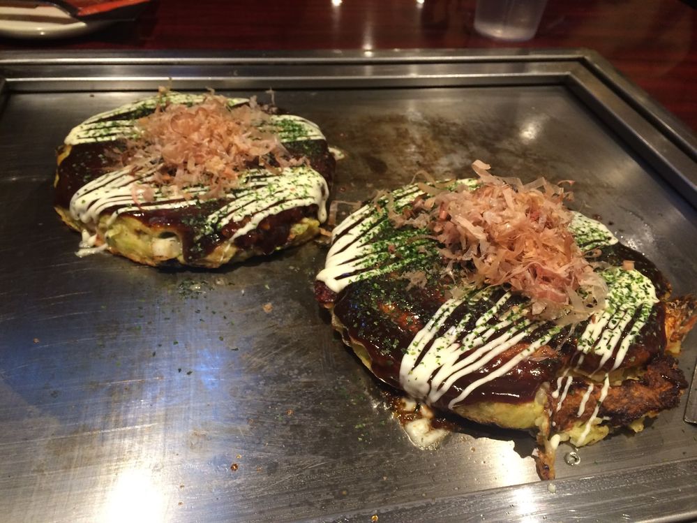 Caption: A photo of Japanese dish - Okonomiyaki. (Local Guide @Ivi_Ge)