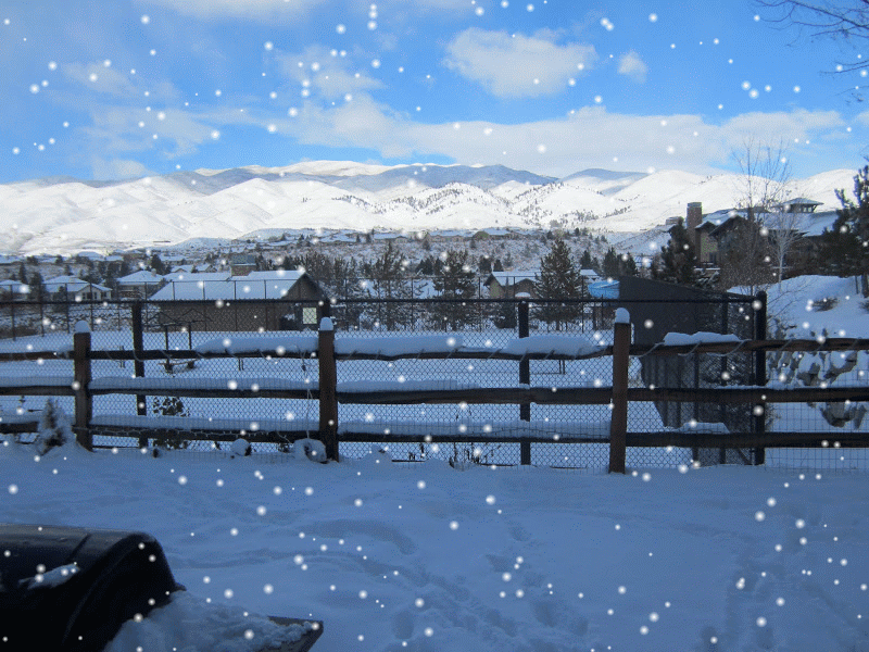 Snowfall at Somerset villa Reno NV