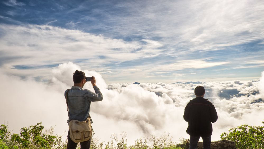Standing on the edge of the clouds - Chiang Rai Province