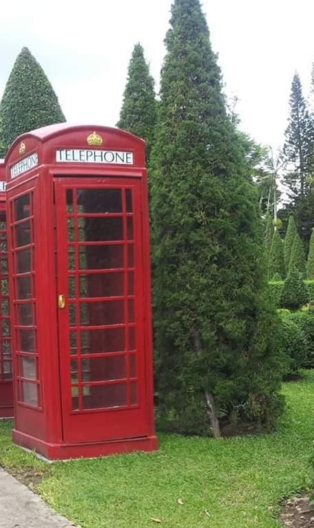 Caption: A photo of a telephone box in Thailand. (Local Guide @Aruni)