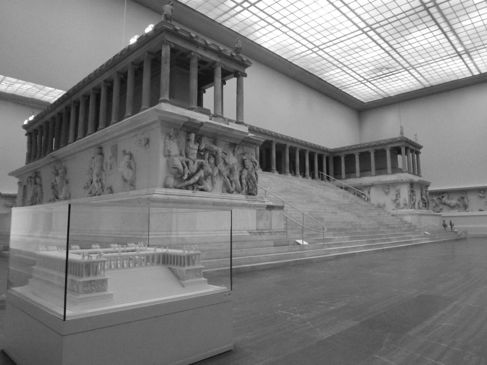 Caption: A photo in Pergamonmuseum, Berlin - black and white image