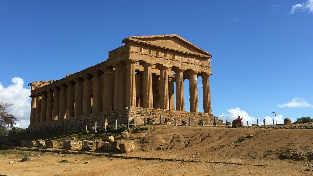 Greek Temple.JPG