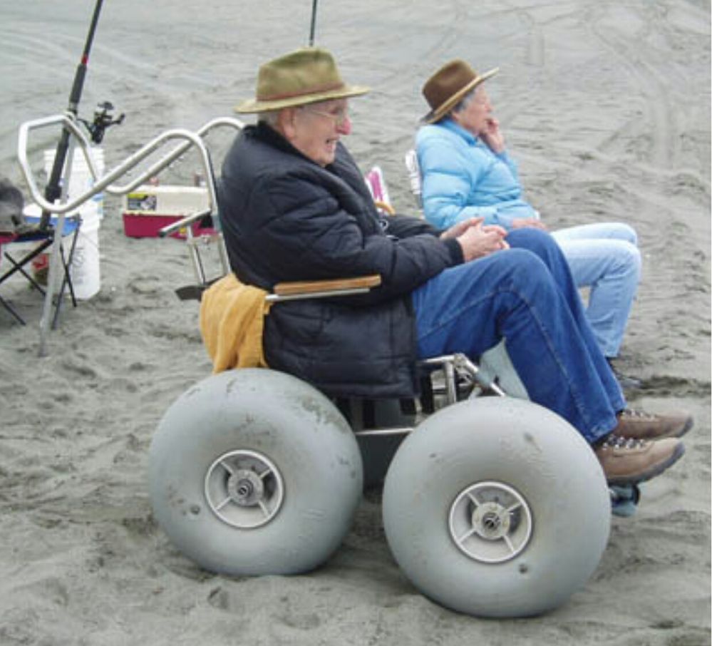 Beach Wheelchair  Photo Credit : California Coastal commission