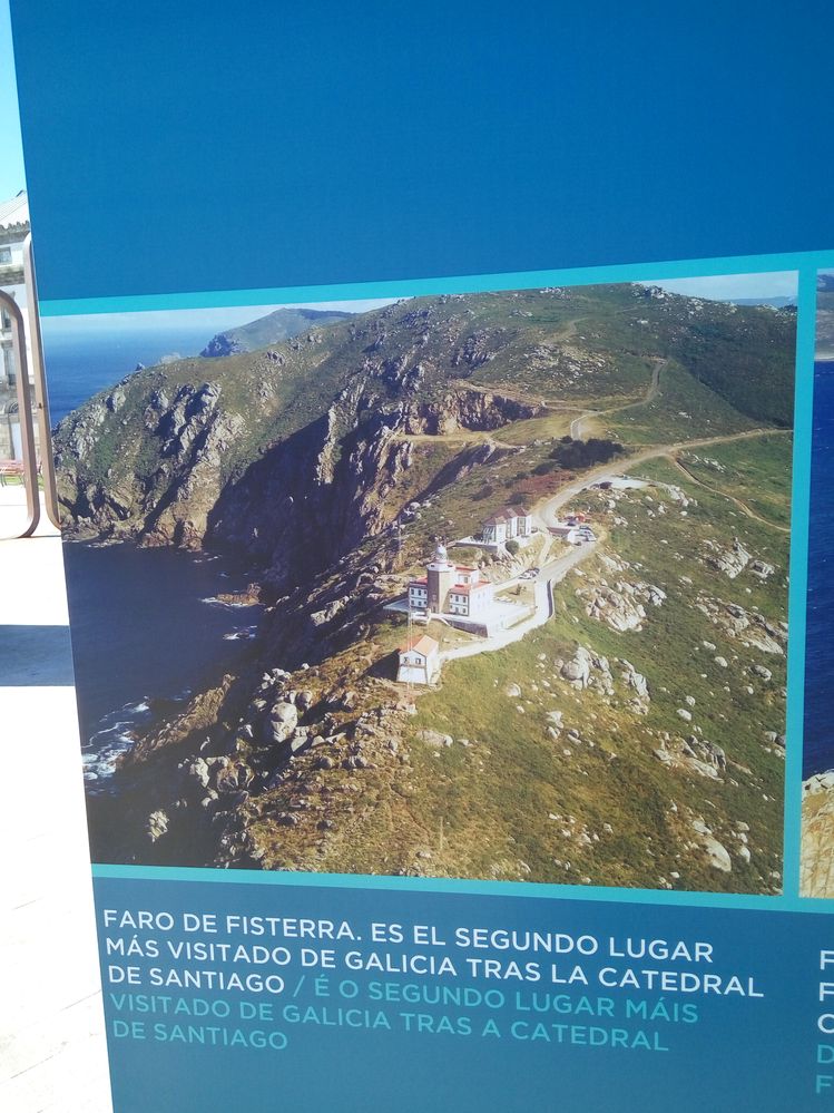 El Faro de Fisterra (finisterre) es el segundo monumento de Galicia más visitado después de la Catedral de Santiago