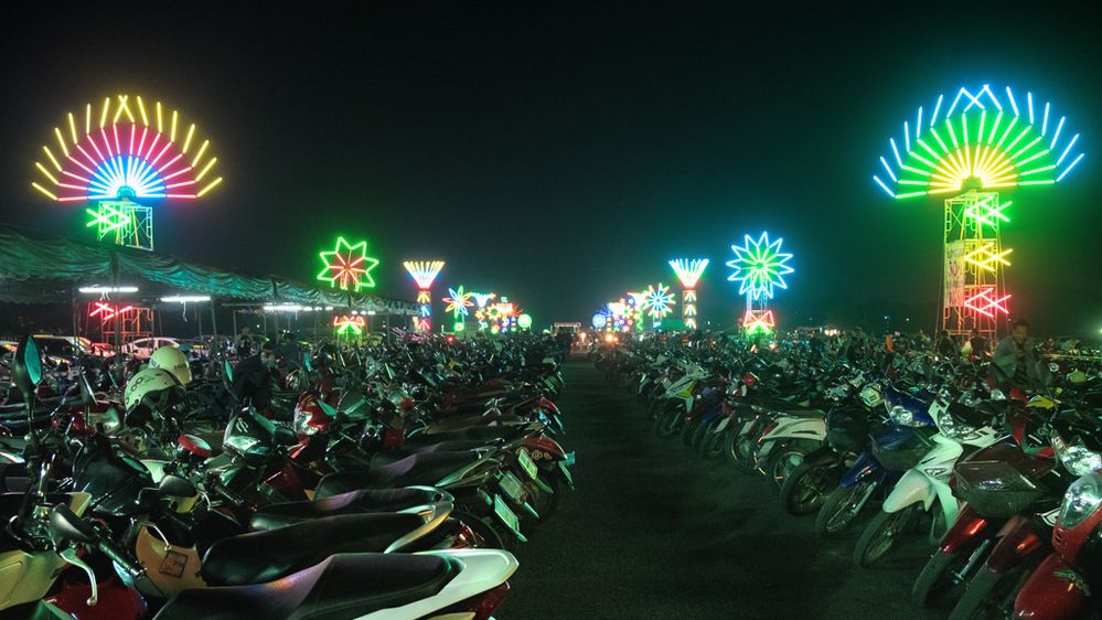 At the end of an evening, try to remember where you parked the bike. Mengrai Festival, Chiang Rai