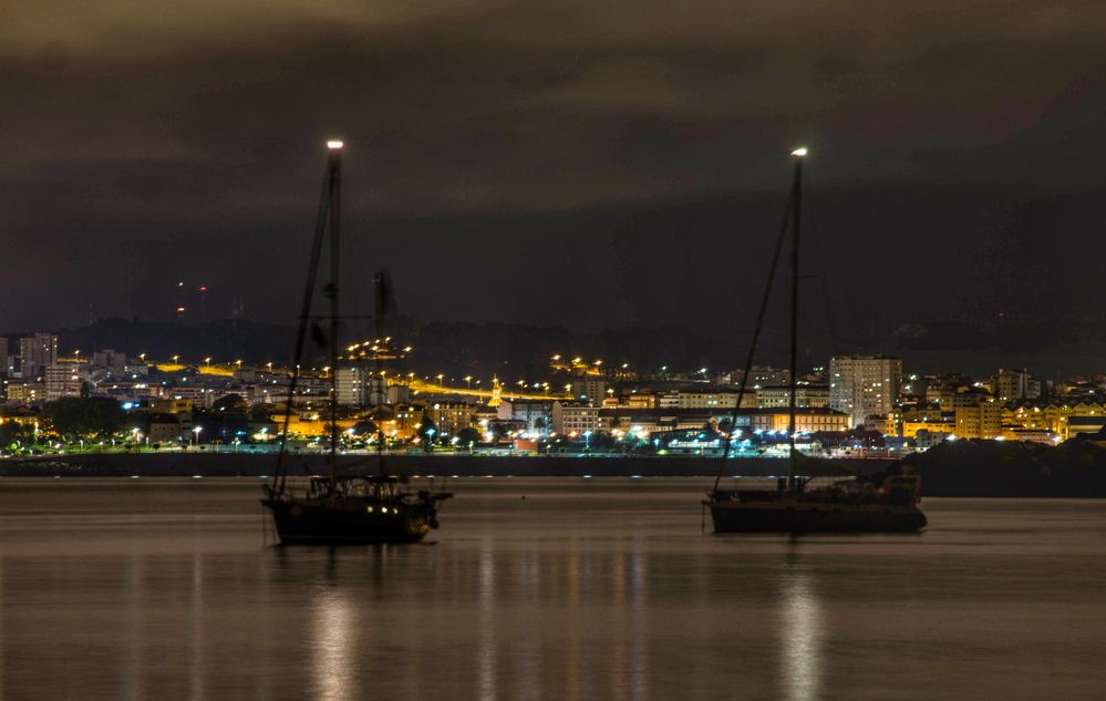 dos veleros frente a Coruña