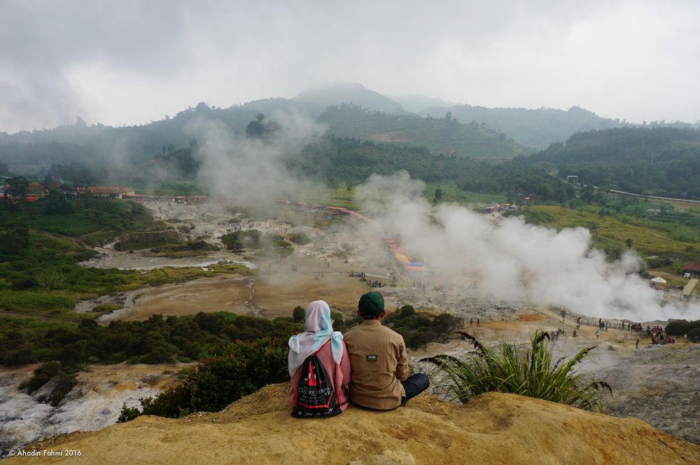 Sikidang Crater